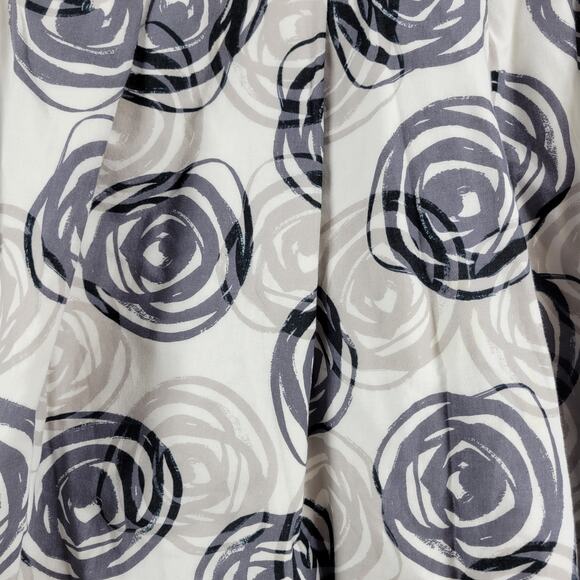GAP Womens Skirt 16 White Blue Rosebud Abstract Swirl Pleated‎ Lined A-Line Mini - Picture 13 of 13